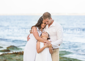 maternity photographer sutherland shire