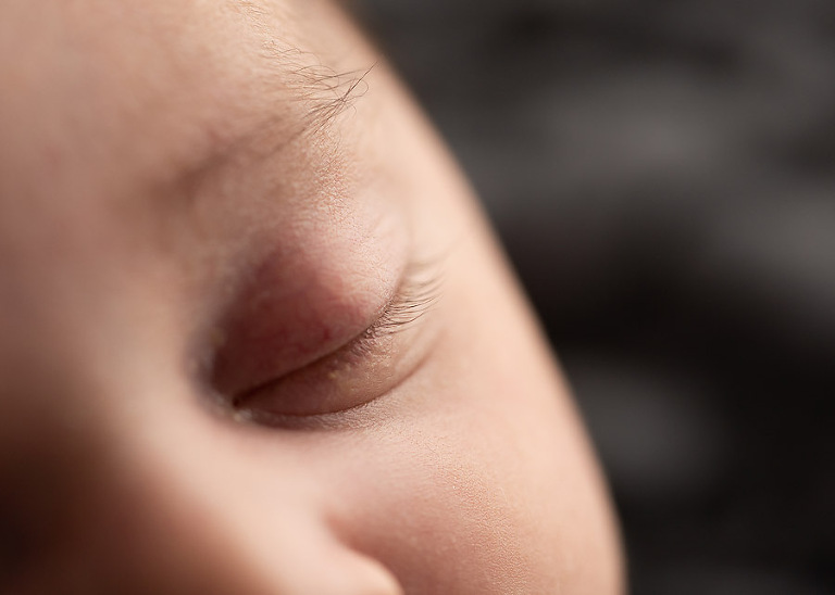 newborn photographer sutherland shire