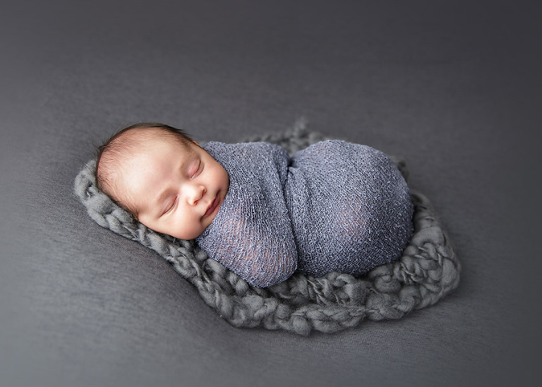 newborn photographer sutherland shire