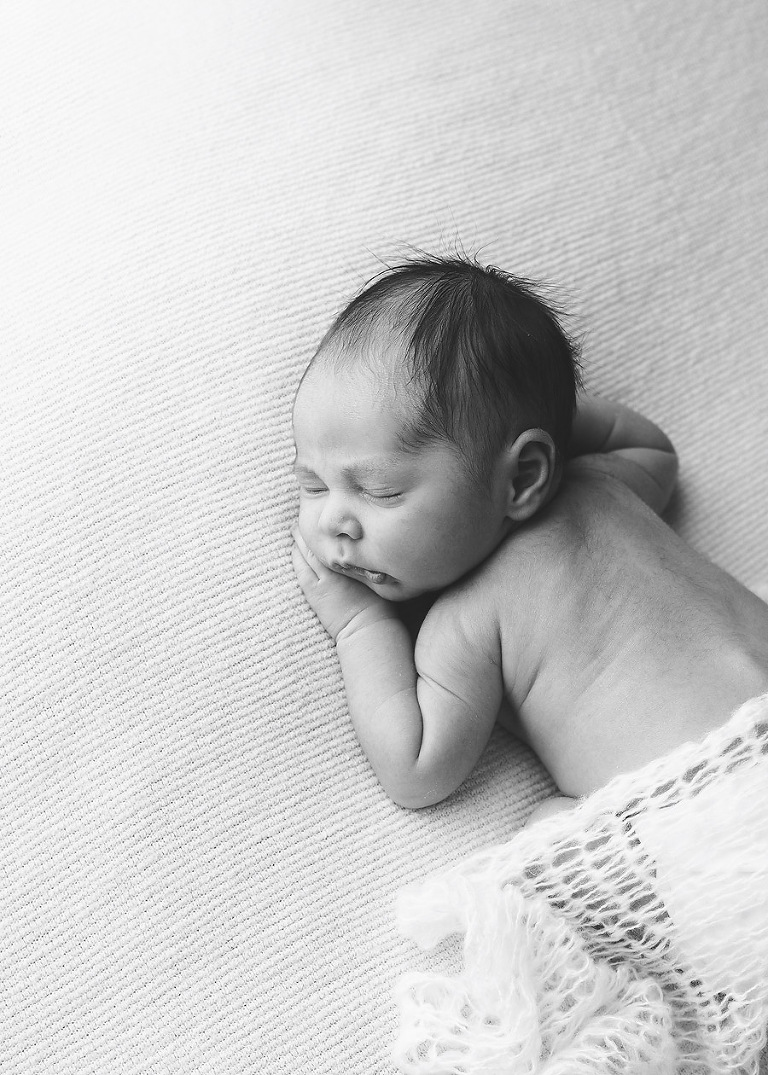 newborn photographer sutherland shire